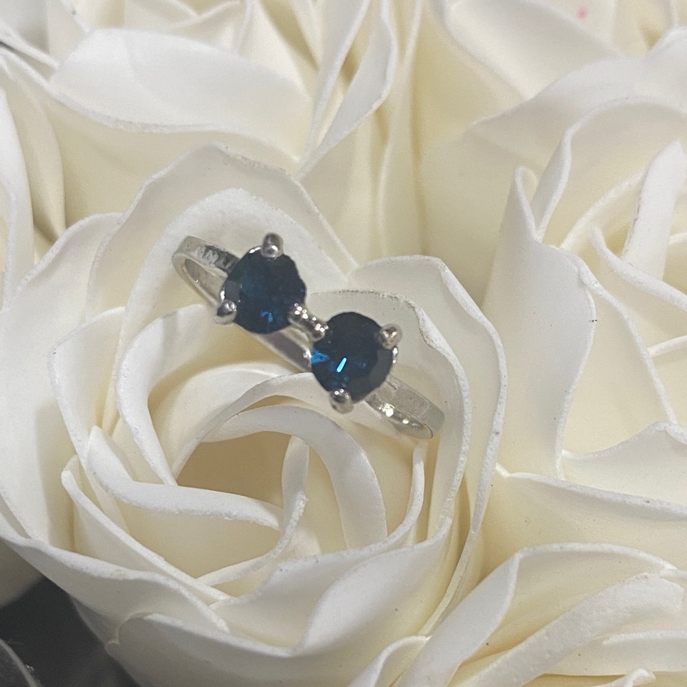 Size 8 Blue Stone Bow Tie Ring
